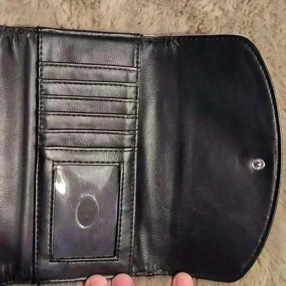 Guess black leather wallet - Picture 4 of 8